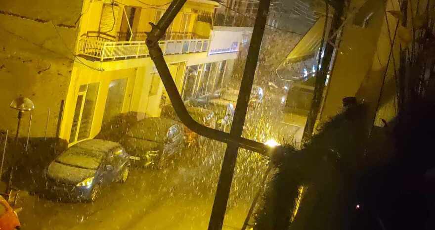 Κακοκαιρία «Bettina»: Νέο έκτακτο δελτίο της ΕΜΥ - Ισχυρές βροχές, χιονοπτώσεις και άνεμοι έως 10 μποφόρ σήμερα 