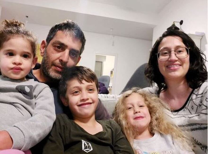 Πόλεμος στο Ιραήλ: Συγκινεί ο παππούς της Άμπιγκειλ, την άφησαν ορφανή οι τρομοκράτες της Χαμάς - «Η πληγή δεν θα κλείσει ποτέ»