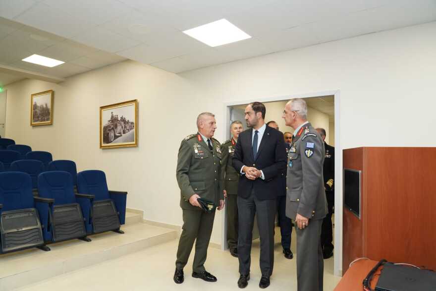 Ο Φλώρος εγκαινίασε το Στρατηγείο της Διοίκησης Ειδικού Πολέμου - Δείτε βίντεο και φωτογραφίες