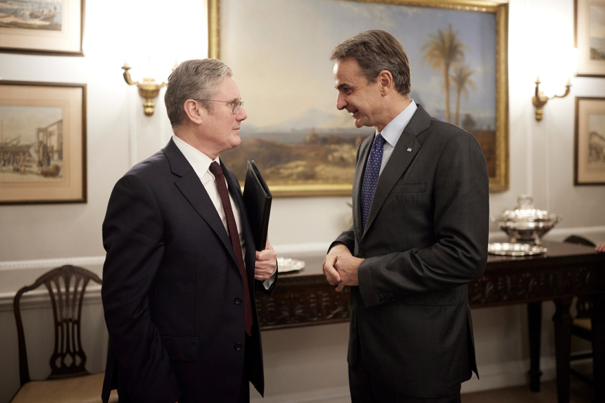 Συνάντηση Μητσοτάκη με τον αρχηγό του βρετανικού Εργατικού Κόμματος Κιρ Στάρμερ (βίντεο)