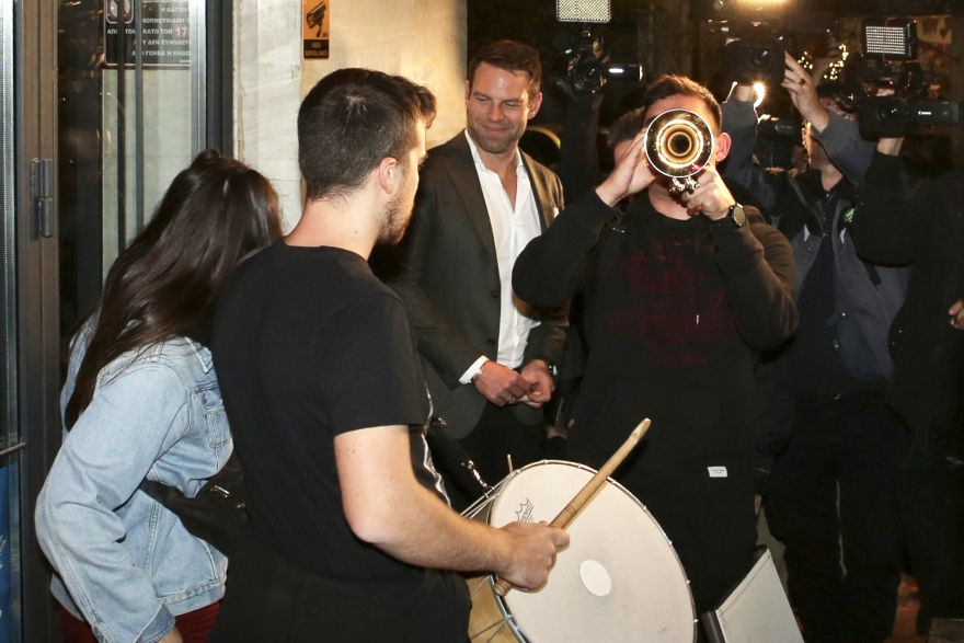 ΣΥΡΙΖΑ: Δείπνο Κασσελάκη στους βουλευτές μετά την Πολιτική Γραμματεία - Δείτε βίντεο και φωτογραφίες