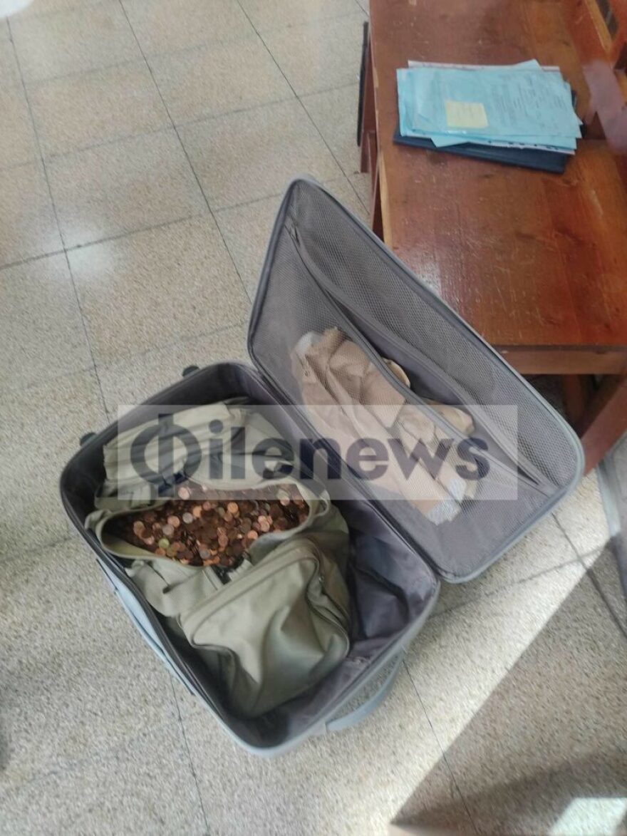 Κύπρος: Πήγε να πληρώσει πρόστιμο 500 ευρώ με... 15.500 κέρματα