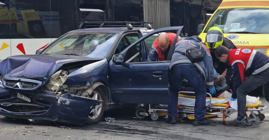 Ανακοπή καρδιάς στο τιμόνι υπέστη ο οδηγός που προκάλεσε την καραμπόλα στη Θεσσαλονίκη
