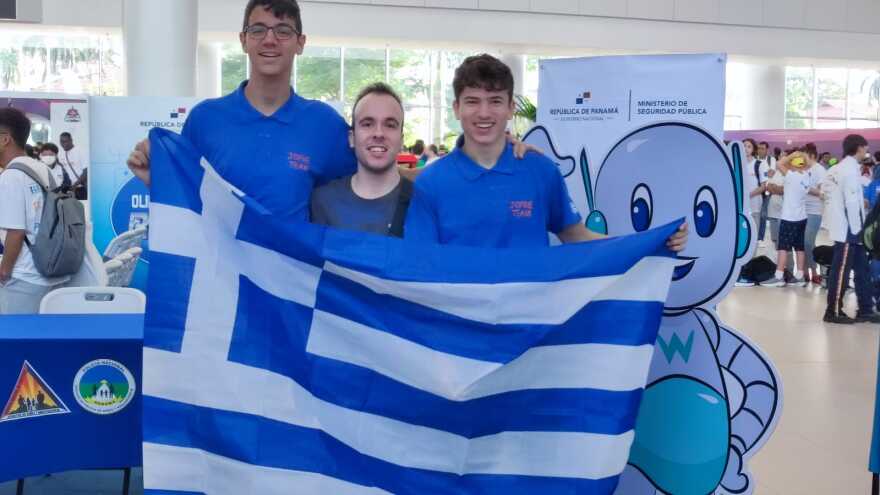 Πρωτιά για την ελληνική αποστολή στην Ολυμπιάδα Ρομποτικής