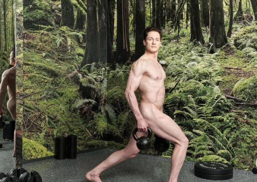 Μπράιαν Τζόνσον: O μεγιστάνας που θέλει να νικήσει τον χρόνο παρουσίασε στα social media το «baby face» του