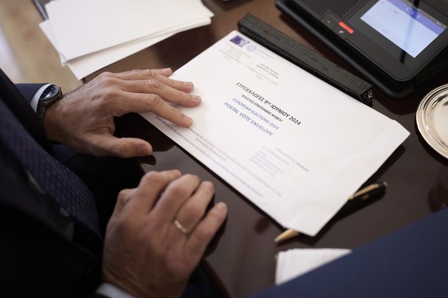 Επιστολική ψήφος: Όσα πρέπει να ξέρουμε - Αναλυτικά η διαδικασία, τι ισχύει στις άλλες χώρες της Ευρώπης