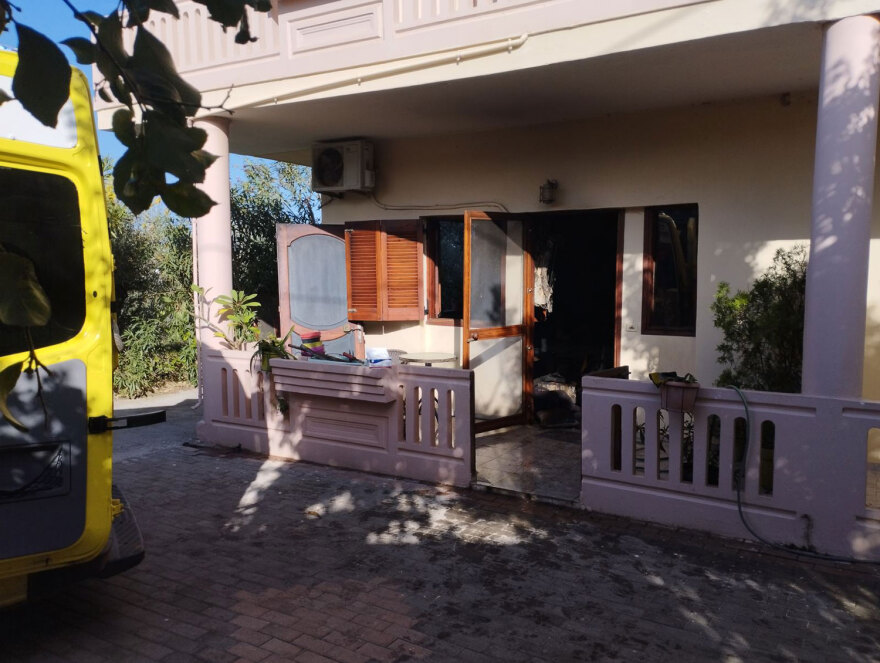 Φωτιά σε σπίτι στα Χανιά - Νεκρό ζευγάρι ηλικιωμένων 