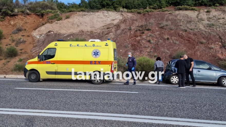Φθιώτιδα: Τροχαίο στις στροφές του Δομοκού - Λεωφορείο συγκρούστηκε με προπορευμένο ΙΧ, μία τραυματίας