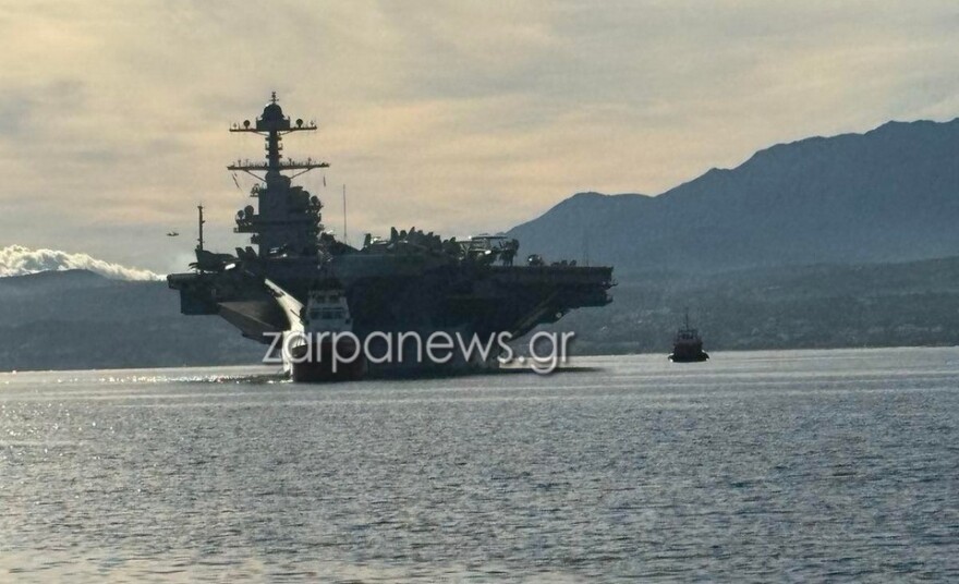 Έδεσε στην Σούδα το αεροπλανοφόρο των ΗΠΑ «Gerald Ford» – Δείτε φωτογραφίες