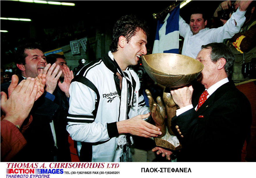 Μπάνε Πρέλεβιτς: Ο «εκτελεστής» που σούταρε υπέροχα - Η αυτοβιογραφία του