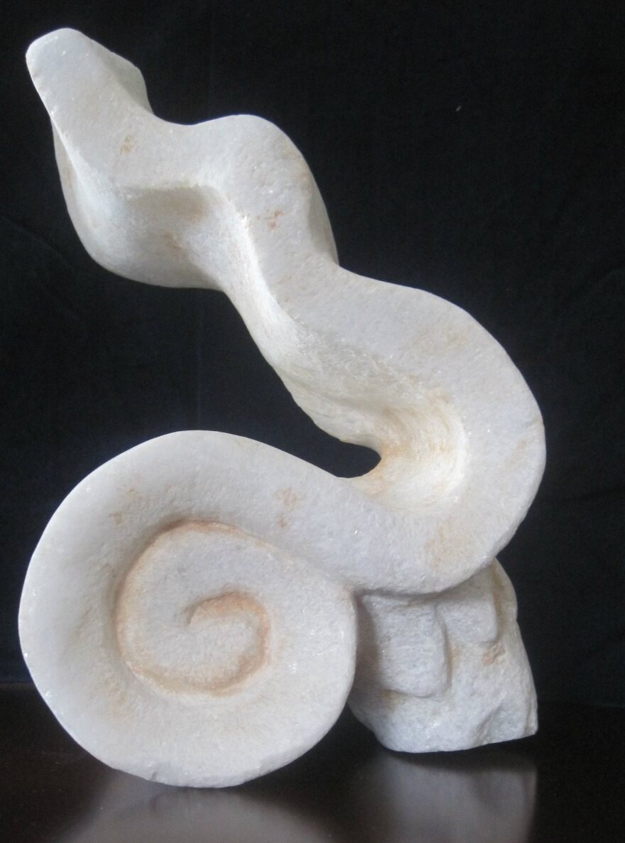 Έλληνας γλύπτης δημιουργεί έργα διαμαρτυρίας για την επιστροφή των γλυπτών του Παρθενώνα