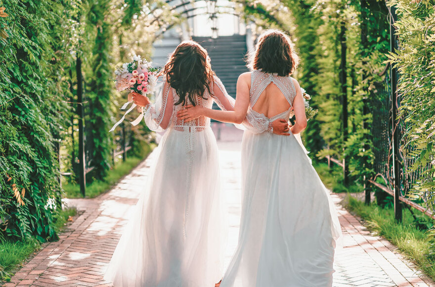 Γάμος ομόφυλων ζευγαριών: Η Ελλάδα θα πάει με την Ευρώπη ή... με τον Πάπα - Διαβάστε τι ισχύει σε όλο τον κόσμο