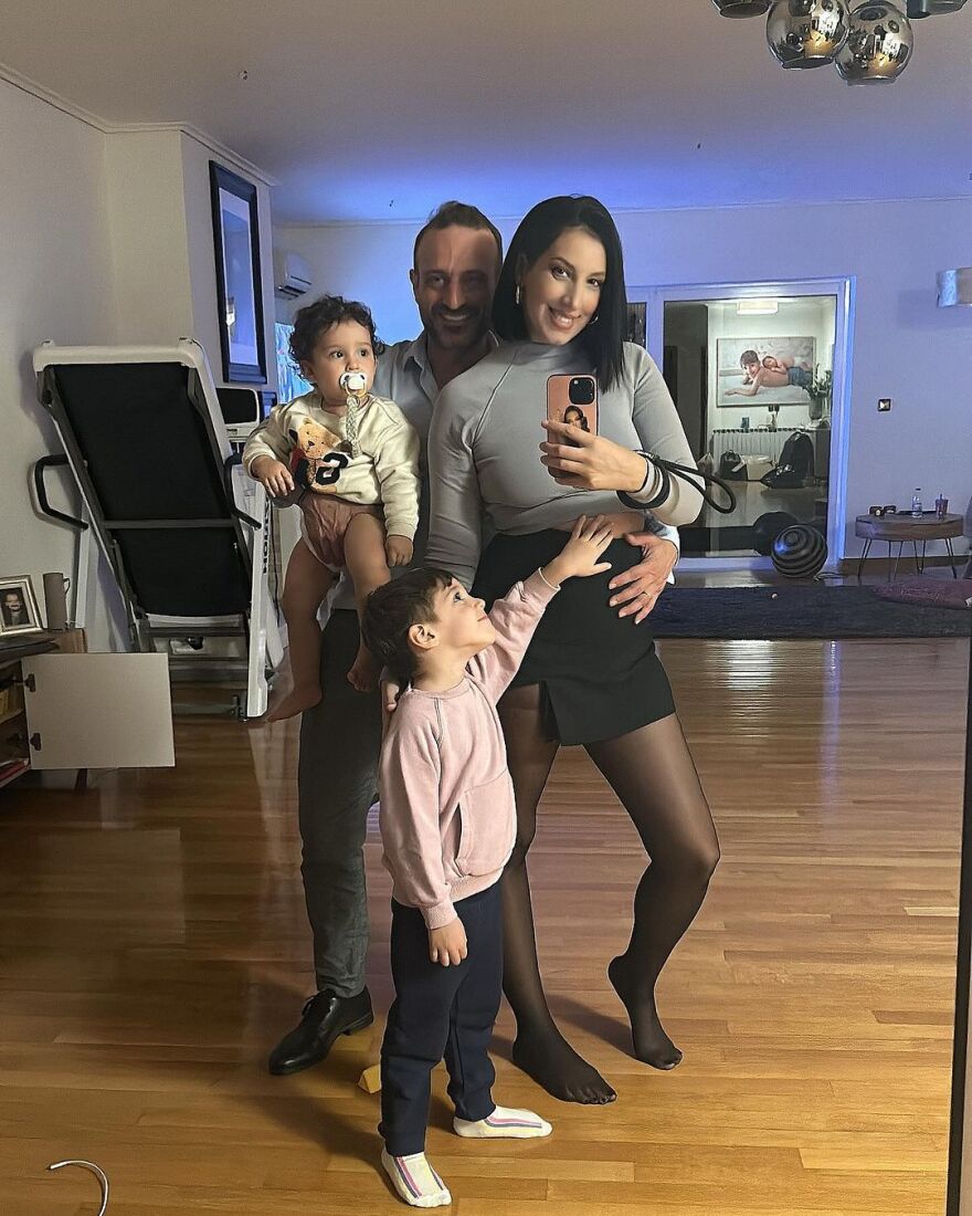 Σοφία Λεοντίτση: Ανακοίνωσε ότι είναι έγκυος στο τρίτο της παιδί