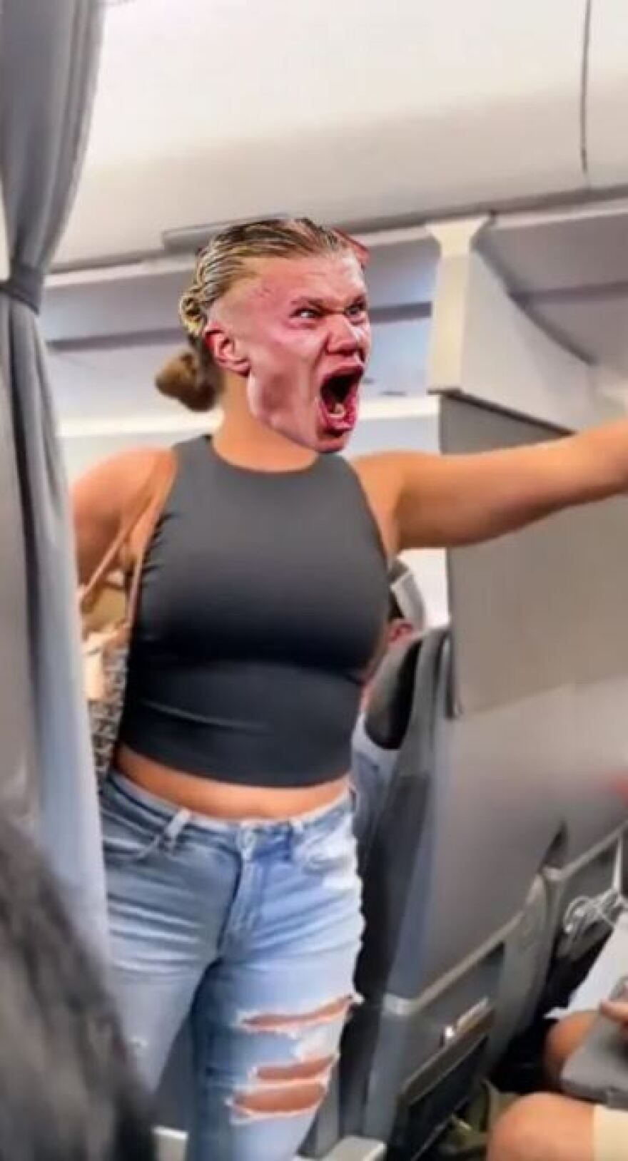 Έρλινγκ Χάαλαντ: Το απόλυτο τρολάρισμα μετά την επική του αντίδραση προς τον διαιτητή του αγώνα με την Τότεναμ