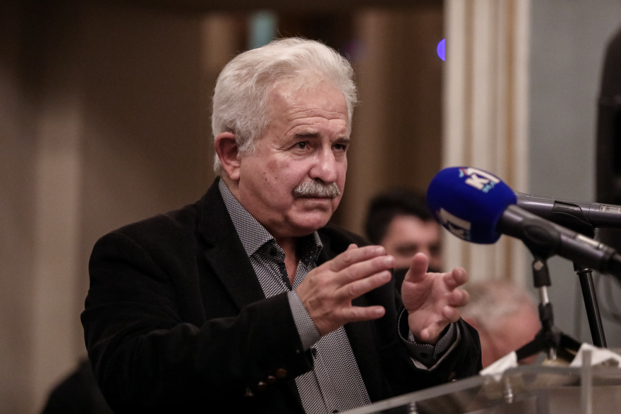 Μίμης Ανδρουλάκης: Η αυτοβιογραφία του - «Ο “μεγάλος” είναι λιώμα, κοίτα να τον ανεβάσεις»