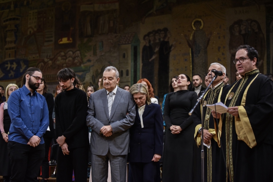 Τραγωδία στα Τέμπη: Συγκίνηση στο ΑΠΘ - Έδωσαν τιμητικά το πτυχίο της Αρχιτεκτονικής στις αδικοχαμένες φοιτήτριες (φωτογραφίες)