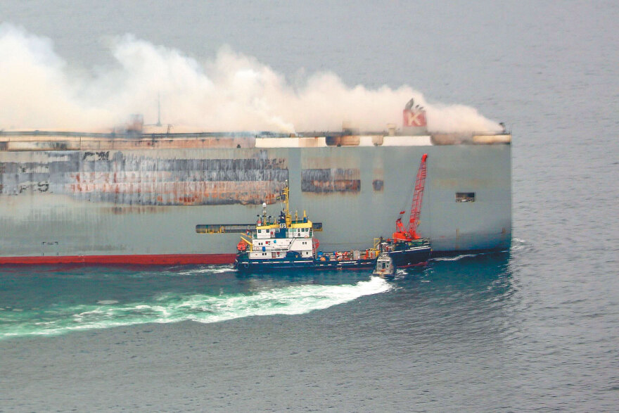 Κίνδυνος ανάφλεξης - Τα ηλεκτρικά αυτοκίνητα δεν θα μπαίνουν στα πλοία... ασυνόδευτα