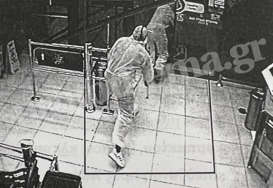 Don Leon: Βίντεο ντοκουμέντο από τη στιγμή που η συμμορία του τράπερ ανατινάζει ΑΤΜ στην Εύβοια