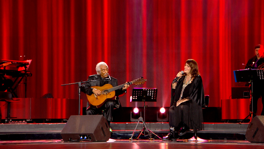 Σπίτι με το MEGA: Υποδέχεται τον Γιώργο Κατσαρό και τον Κώστα Χατζή