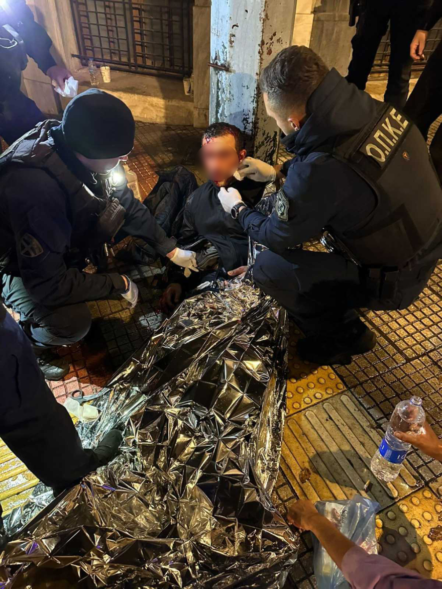 Αθήνα: Άγρια συμπλοκή μεταξύ αλλοδαπών - Επίθεση με μαχαίρι και γυάλινο μπουκάλι