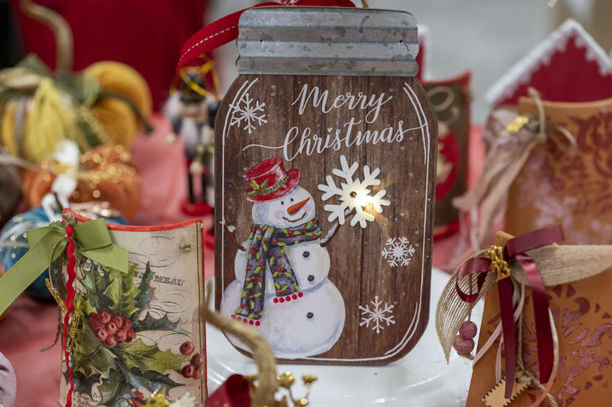 Η μεγάλη Χριστουγεννιάτικη γιορτή από το  Σύλλογο Γονέων Κηδεμόνων και Φίλων Α.με.Α. «Το Εργαστήρι»