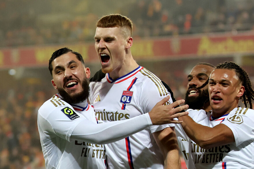 Λιόν: Ο... υποβιβασμός, η Τέιλορ Σουίφτ και η χαραμάδα ελπίδας απέναντι στο ορατό σενάριο «καταστροφής»