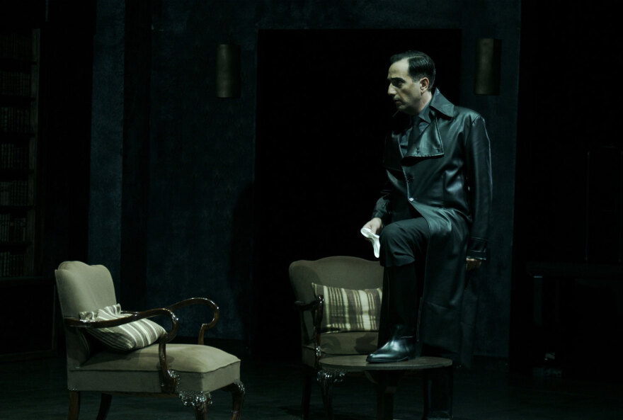 Ο «Επισκέπτης» στο θέατρο του Ιδρύματος Μιχάλης Κακογιάννης