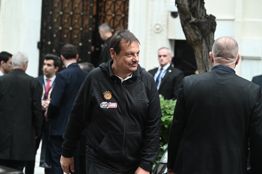 Με τον Αταμάν τα είπε ο Ερντογάν στην τουρκική πρεσβεία - «Να οργανώσουμε φιλικό με Μητσοτάκη όταν έρθει στην Άγκυρα»