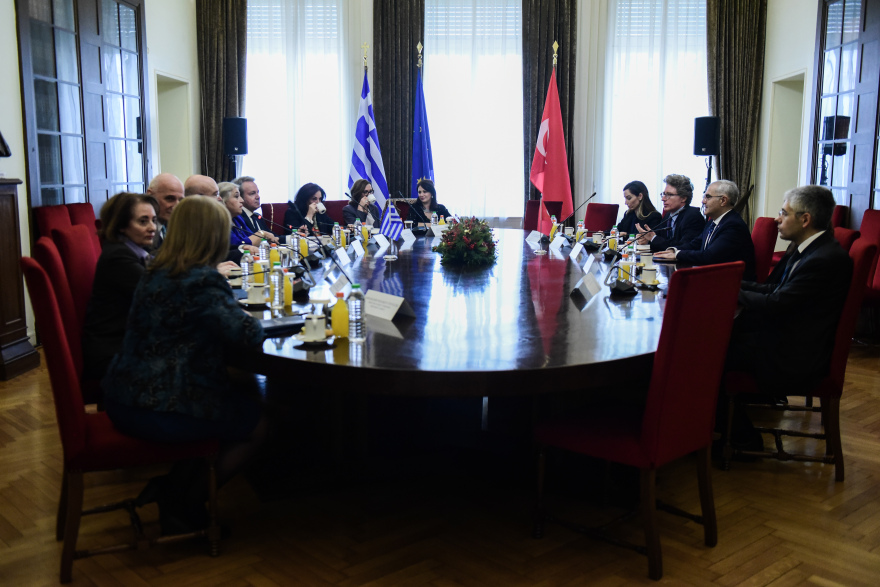 Επίσκεψη Ερντογάν στην Αθήνα: Φραγκογιάννης και Παπαδοπούλου συναντήθηκαν με τον Τούρκο υφυπουργό Εξωτερικών