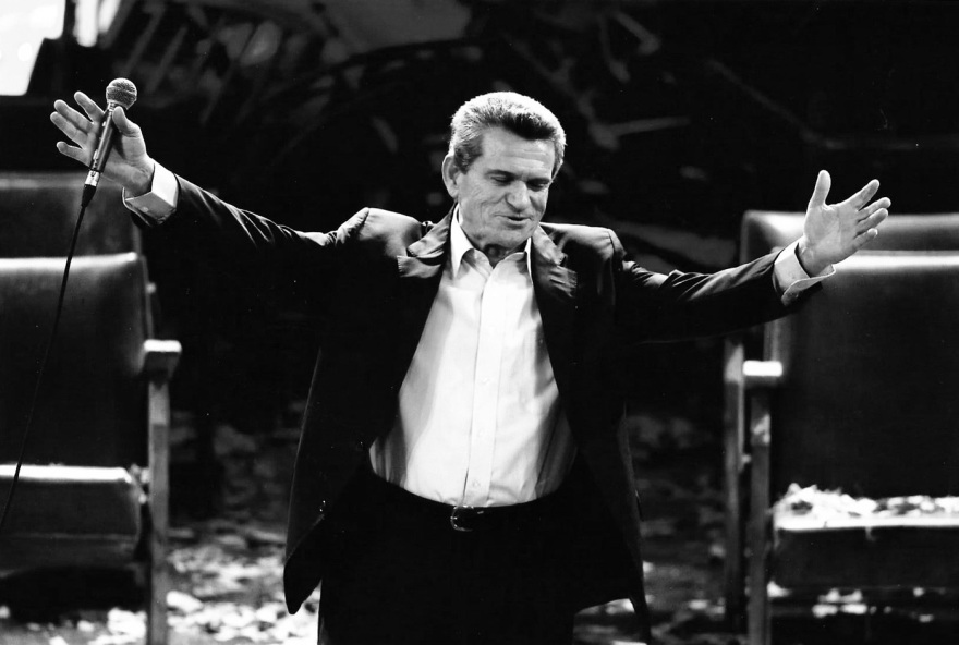 Ο Γιώργος Μαργαρίτης και η Χριστίνα Μαραγκόζη από 9 Δεκεμβρίου στις Γραμμές