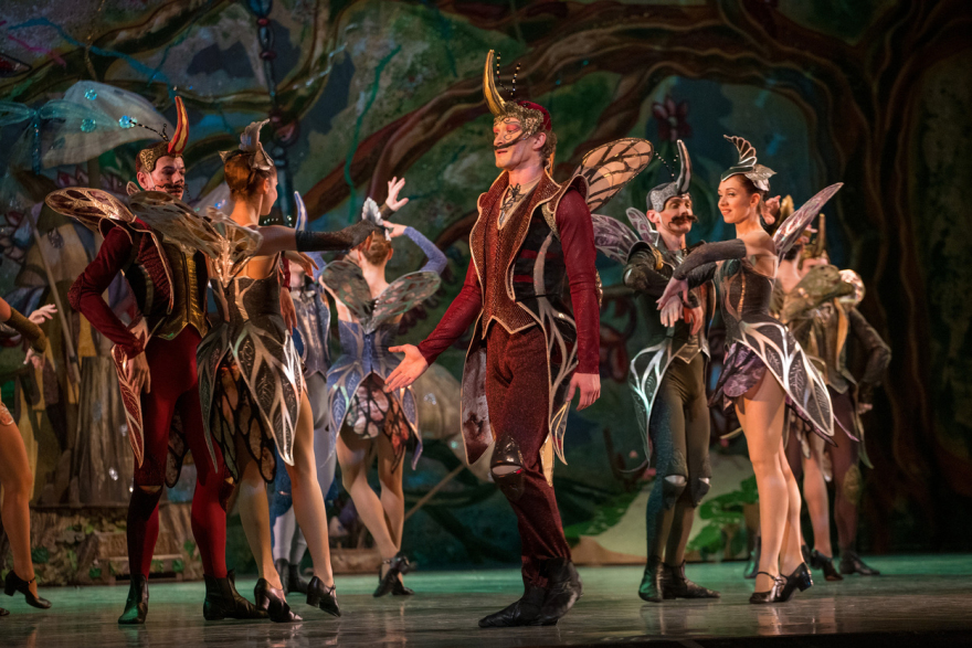 Χριστούγεννα στο Μέγαρο με την «Τοσοδούλα»