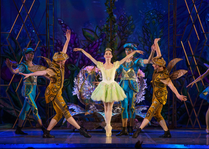 Χριστούγεννα στο Μέγαρο με την «Τοσοδούλα»