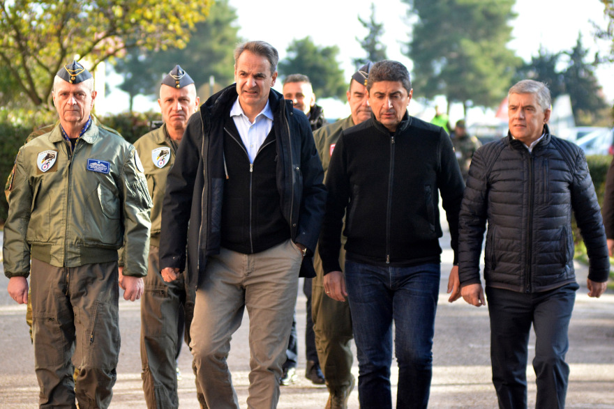 Κυριάκος Μητσοτάκης: Σύσκεψη στην 110ΠΜ με δημάρχους προέδρους κοινοτήτων των παρακάρλιων περιοχών