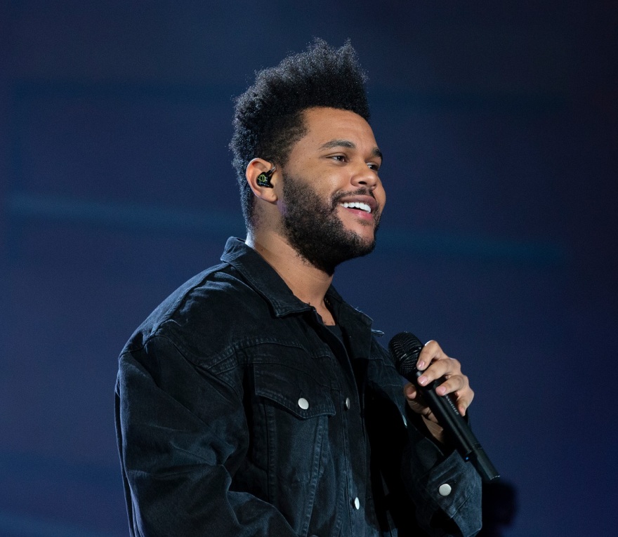 Σελένα Γκόμεζ: Aπό τον Νικ Τζόνας στον Μπένι Μπλάνκο - Οι διάσημοι άντρες που ερωτεύτηκαν την τραγουδίστρια