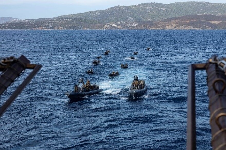 Συνεκπαίδευση Ελλάδας - ΗΠΑ στη Σκύρο - F-16, αρματαγωγό και ελικόπτερα συμμετείχαν σε διάφορα σενάρια μάχης - Φωτογραφίες