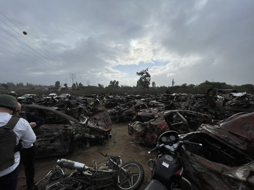 Οι τρεις Έλληνες βουλευτές που βρέθηκαν στο εμπόλεμο Ισραήλ μιλούν στο protothema για όσα έζησαν
