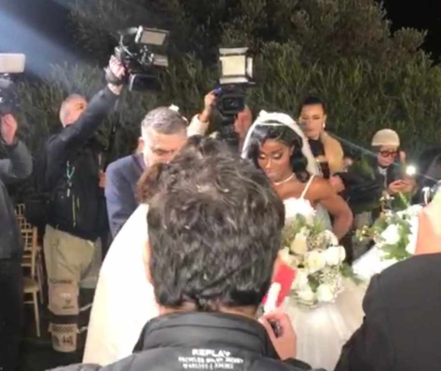 Κωνσταντίνος Πλεύρης: Στον γάμο της Ελίζαμπεθ Ελέτσι με την Τζόρτζια Σιακαβάρα - Δείτε βίντεο