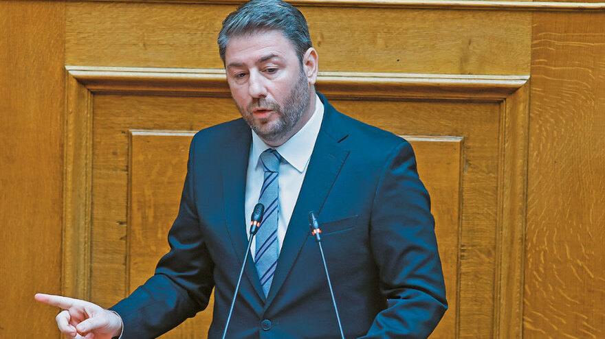 Τα νέα πρόσωπα στη λίστα του ΠΑΣΟΚ για τις Ευρωεκλογές