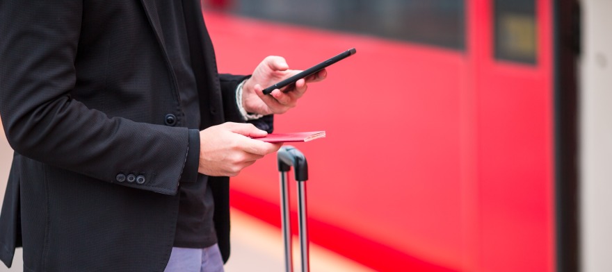 Χάρη σε μια απόλυτα ασφαλή εφαρμογή στο κινητό, όλα τα έγγραφα αποκτούν ψηφιακή μορφή