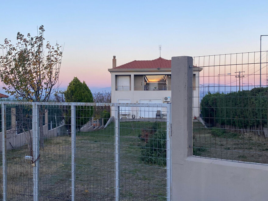 «Δεν ήταν δυνατόν να προβλέψω ότι θα άνοιγαν τρύπα» - Τι υποστήριξε ο ιδιοκτήτης των σκύλων που κατασπάραξαν την 50χρονη