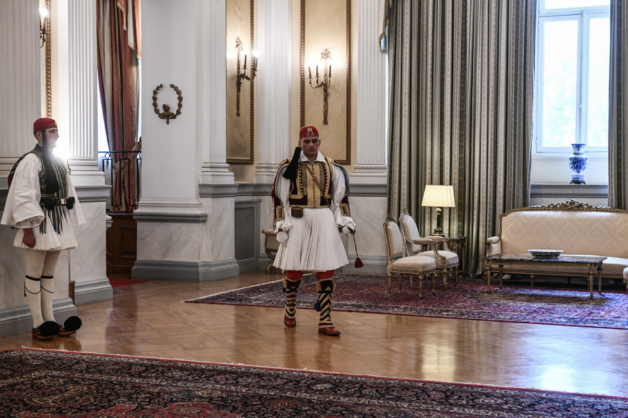 Πόσες πιέτες έχει η φουστανέλα των τσολιάδων της Προεδρικής Φρουράς και τι συμβολίζουν