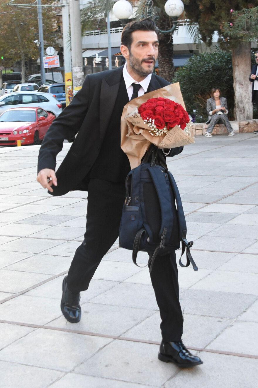 Νίκος Κουρής: Διέγραψε τις φωτογραφίες με τη σύζυγό του και την έκανε unfollow στο Instagram