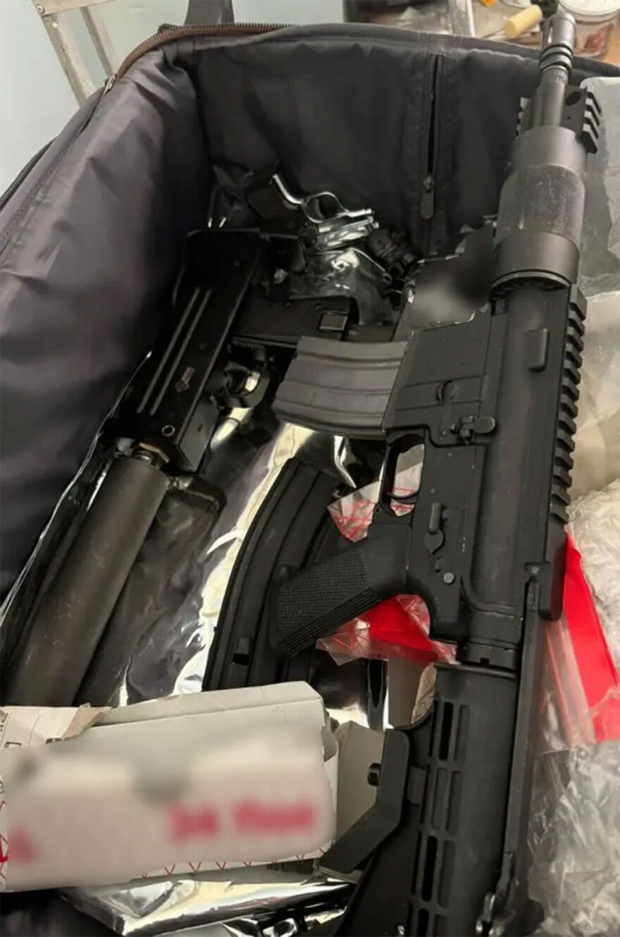 Σπείρα πωλούσε κάνναβη, skunk και ecstasy: Είχαν βγάλει €800.000 - Κατασχέθηκαν 108 κιλά ναρκωτικών