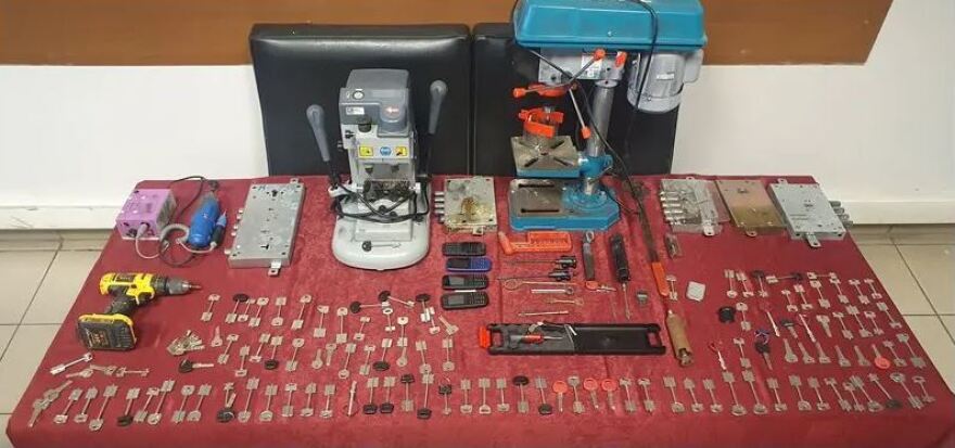 Θεσσαλονίκη: Εξαρθρώθηκε συμμορία που είχε «ρημάξει» σπίτια - Αντέγραφαν κλειδιά, βιντεοσκοπούσαν τα θύματά τους