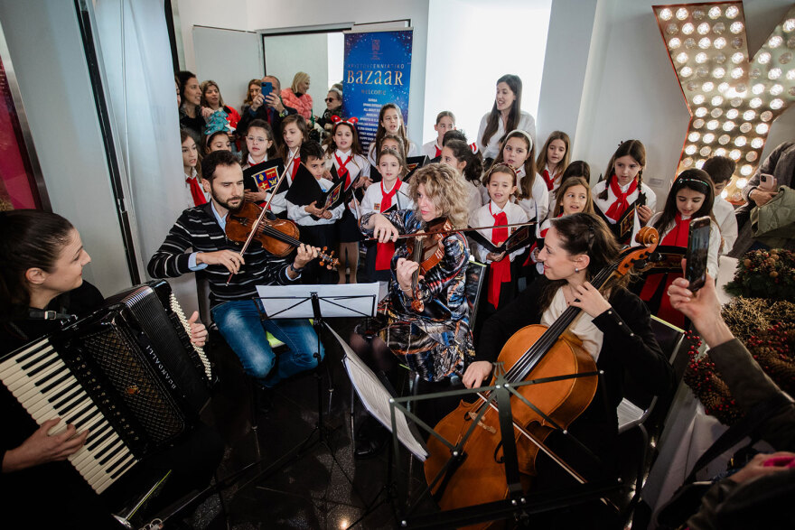 Μεγάλη προσέλευση κόσμου στο χριστουγεννιάτικο bazaar του συλλόγου «ΕΛΠΙΔΑ – Σύλλογος Φίλων Παιδιών με καρκίνο»