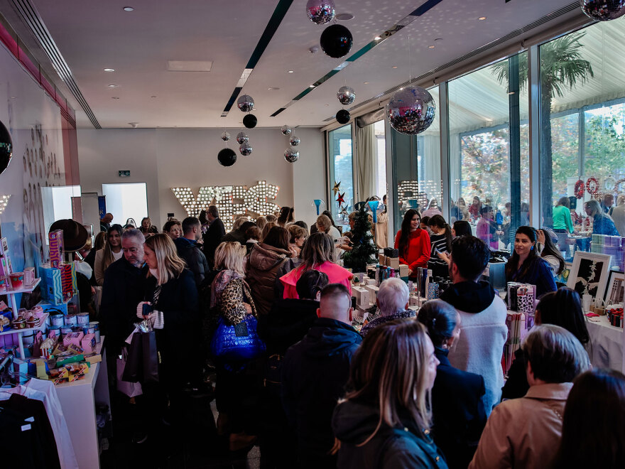 Μεγάλη προσέλευση κόσμου στο χριστουγεννιάτικο bazaar του συλλόγου «ΕΛΠΙΔΑ – Σύλλογος Φίλων Παιδιών με καρκίνο»