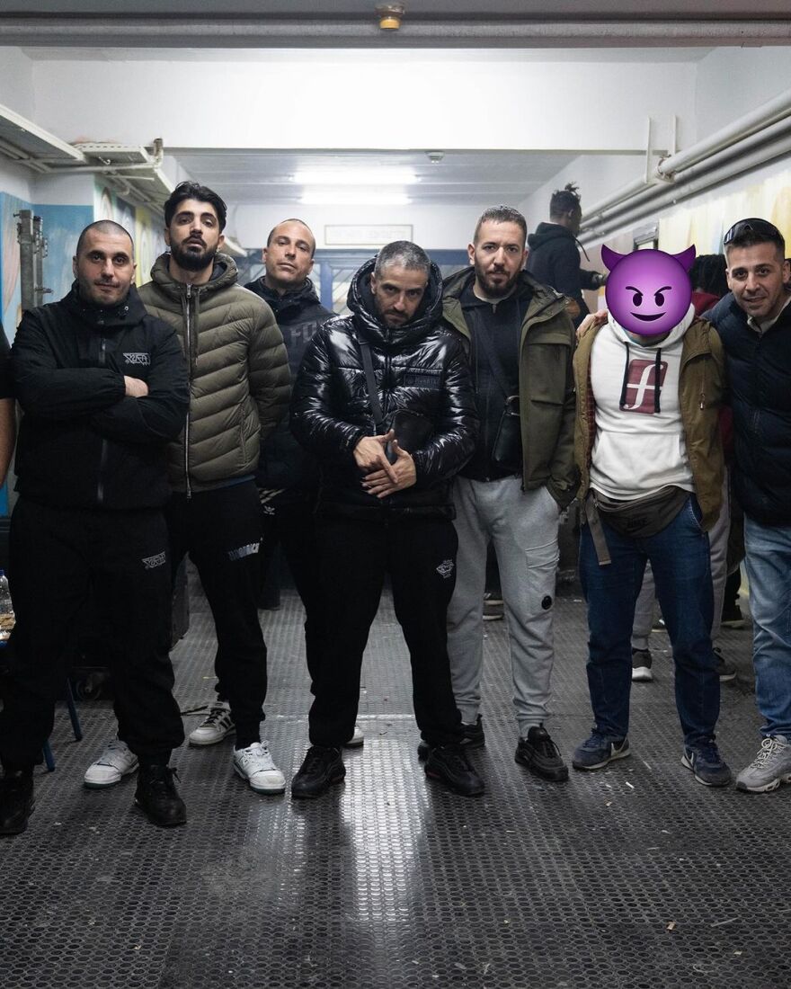 ΛΕΞ: Έδωσε συναυλία μέσα στις φυλακές Κορυδαλλού