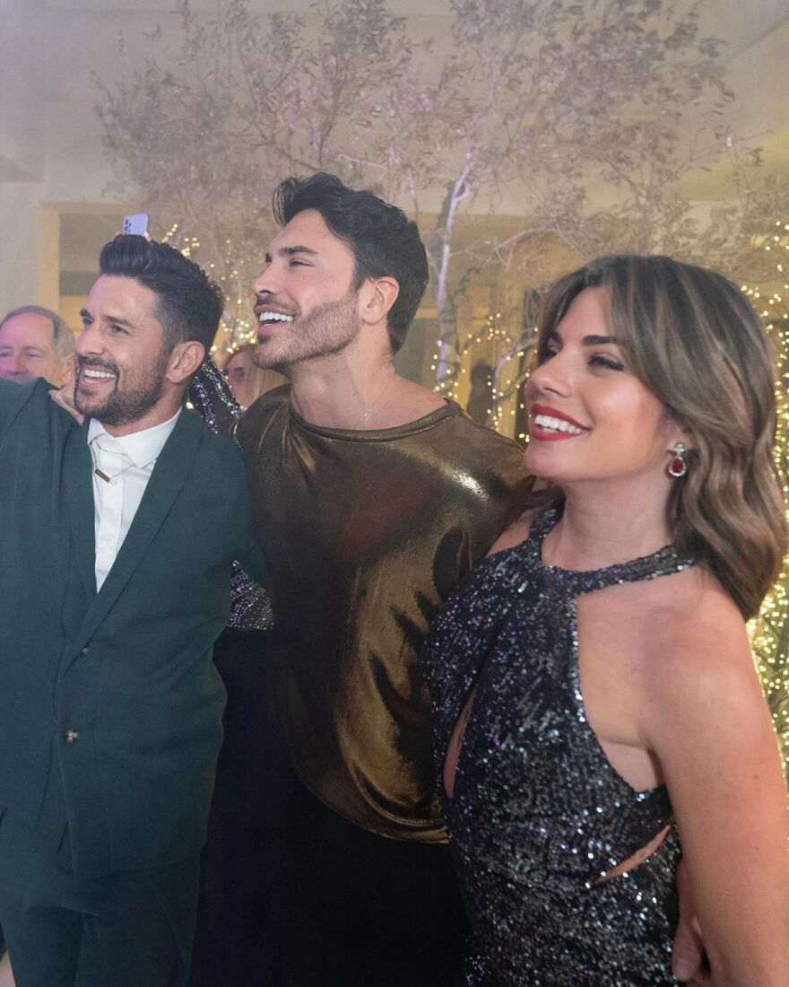 Ελίζαμπεθ Ελέτσι: Οι νέες φωτογραφίες από τον γάμο της με τον Νεκτάριο Λεμονίδη