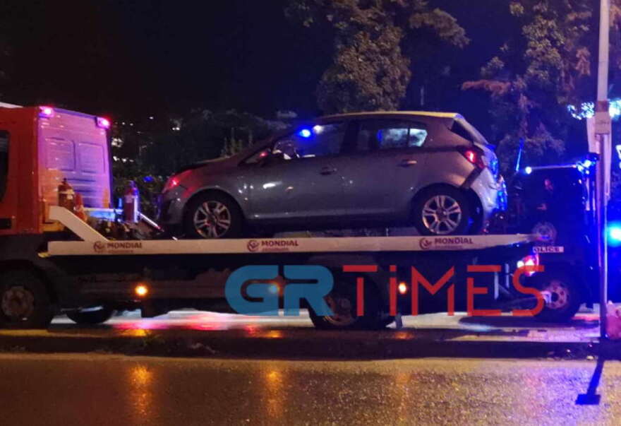 Θεσσαλονίκη: Καραμπόλα τουλάχιστον 6 ΙΧ με 4 τραυματίες - Δείτε βίντεο και φωτογραφίες