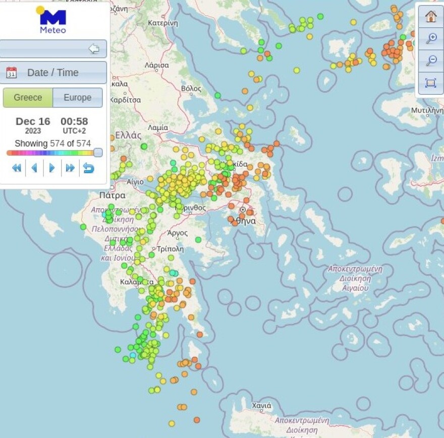 Καταιγίδα με ανέμους και χαλάζι στην Αθήνα – Έφτασε στην Αττική το κύμα της κακοκαιρίας